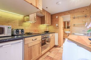 Photo 14- click for photo gallery